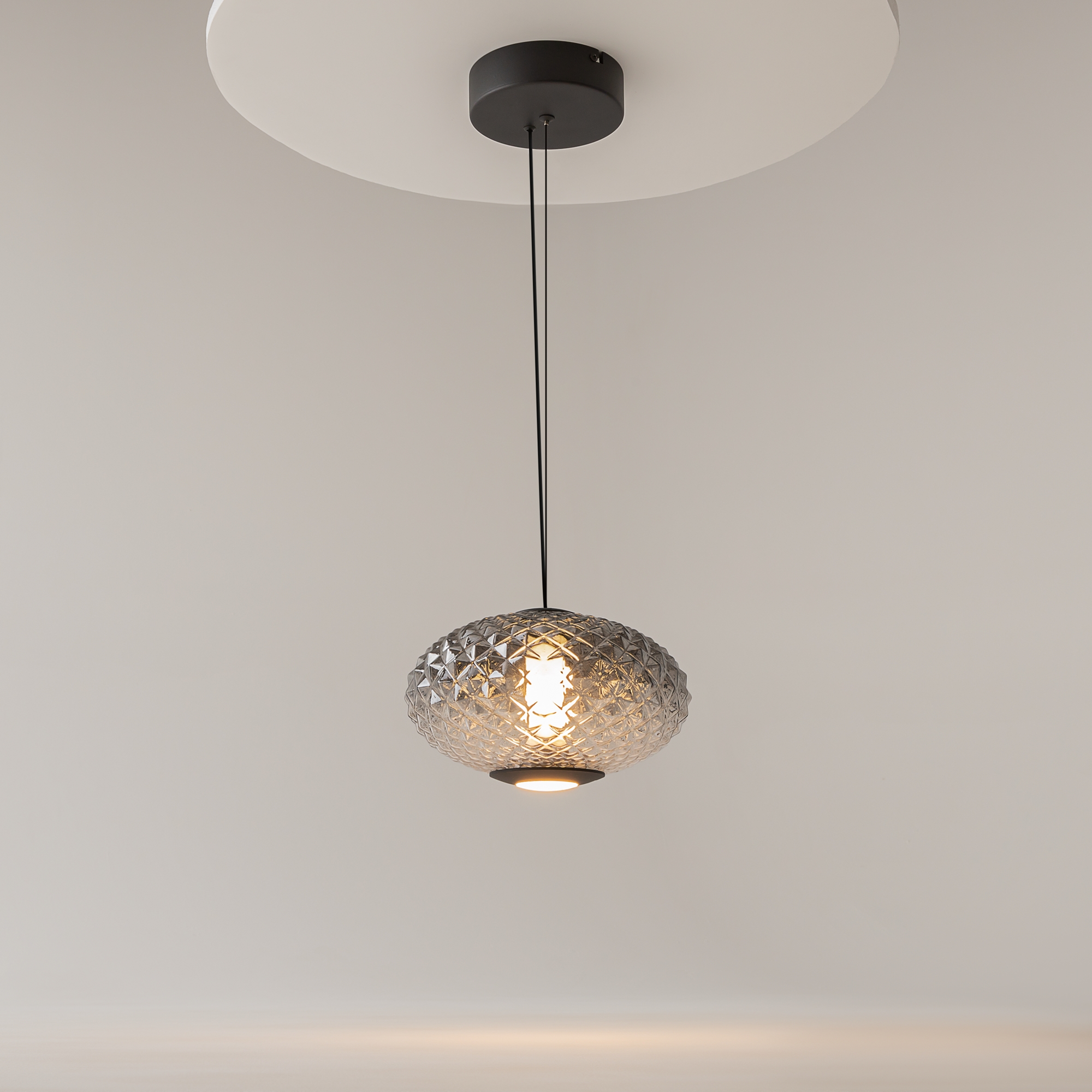 картинка Подвесной светильник Maytoni MOD397PL-L10B3K