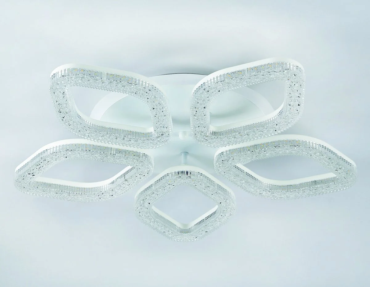 картинка Потолочный светодиодный светильник с RGB подсветкой и пультом