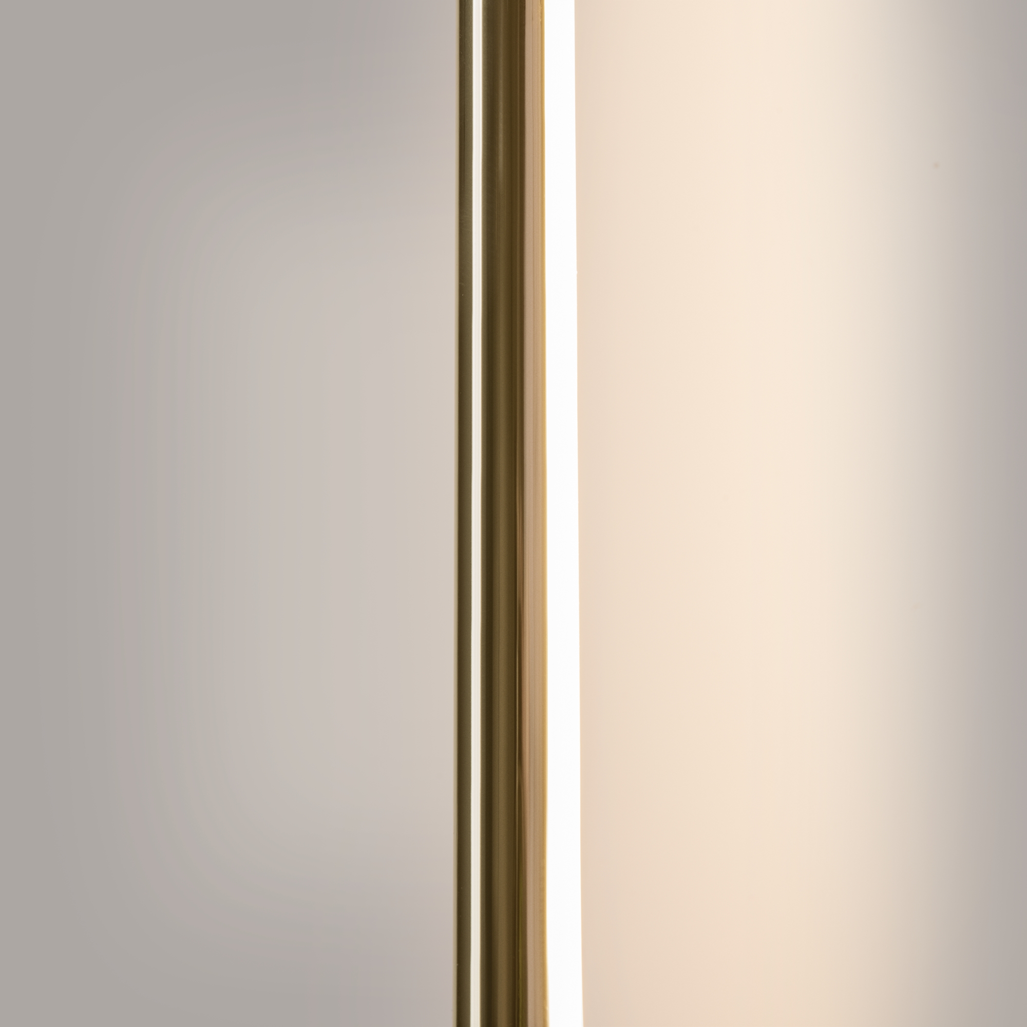 картинка Настенный светильник (бра) Maytoni MOD413WL-L8G3K