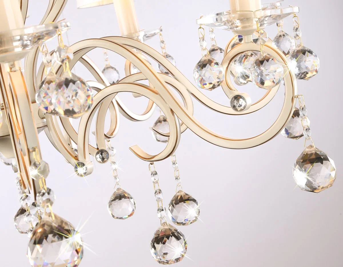 картинка Подвесная люстра с абажурами и хрусталем TR4561