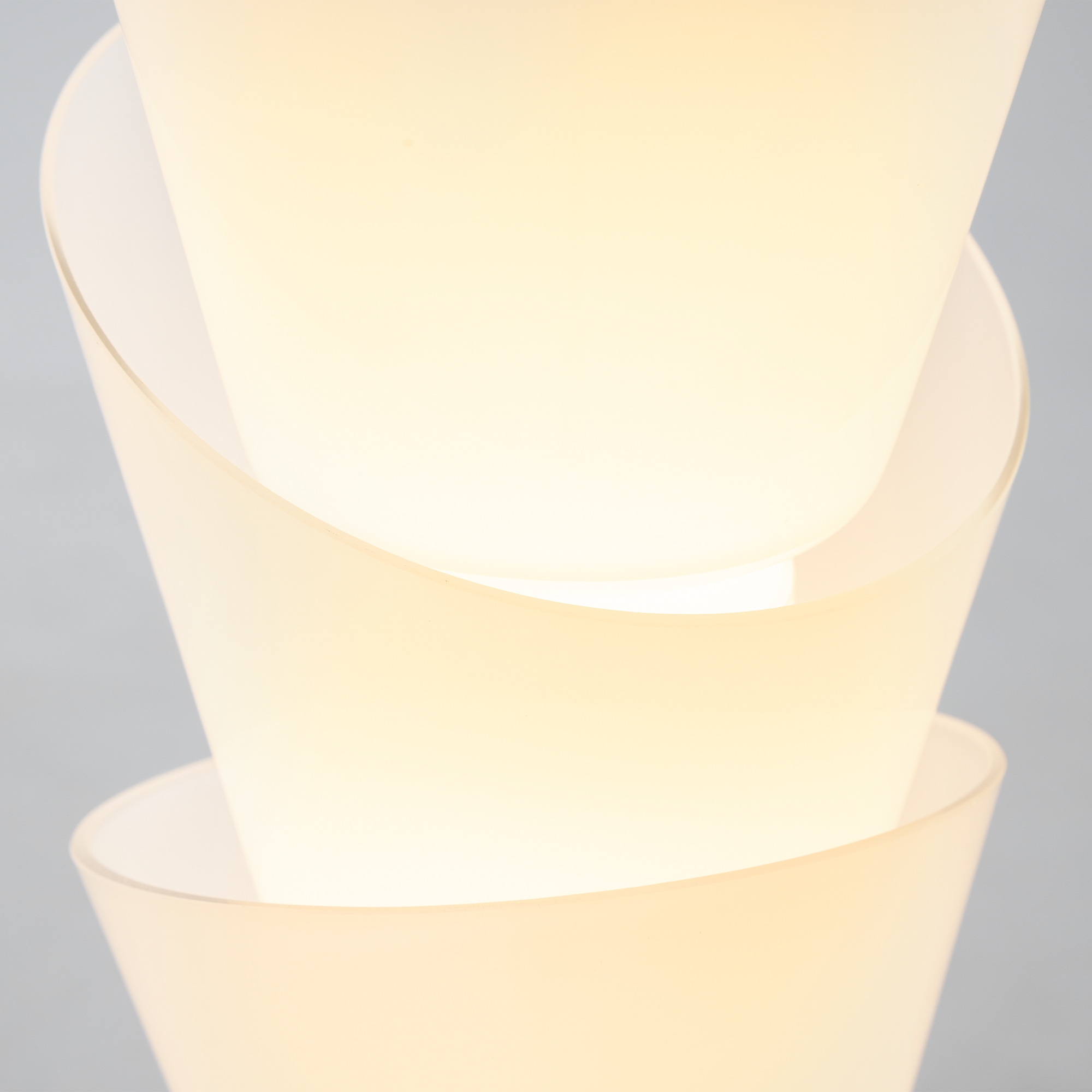 картинка Подвесной светильник Maytoni MOD374PL-L28W3K