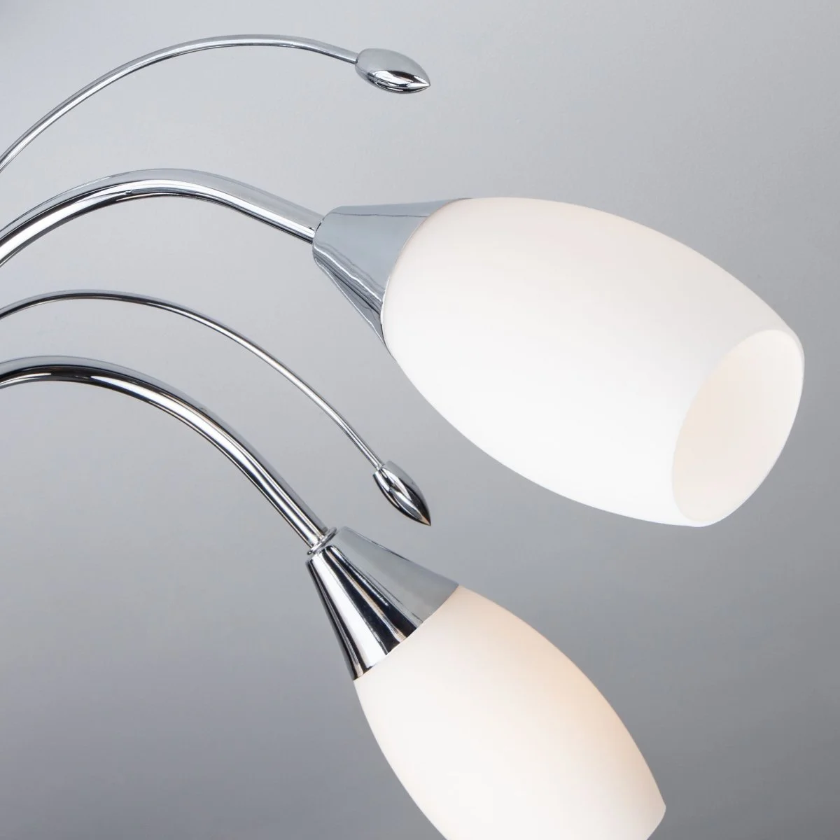 картинка Люстра потолочная с плафонами из стекла 22080/6 хром