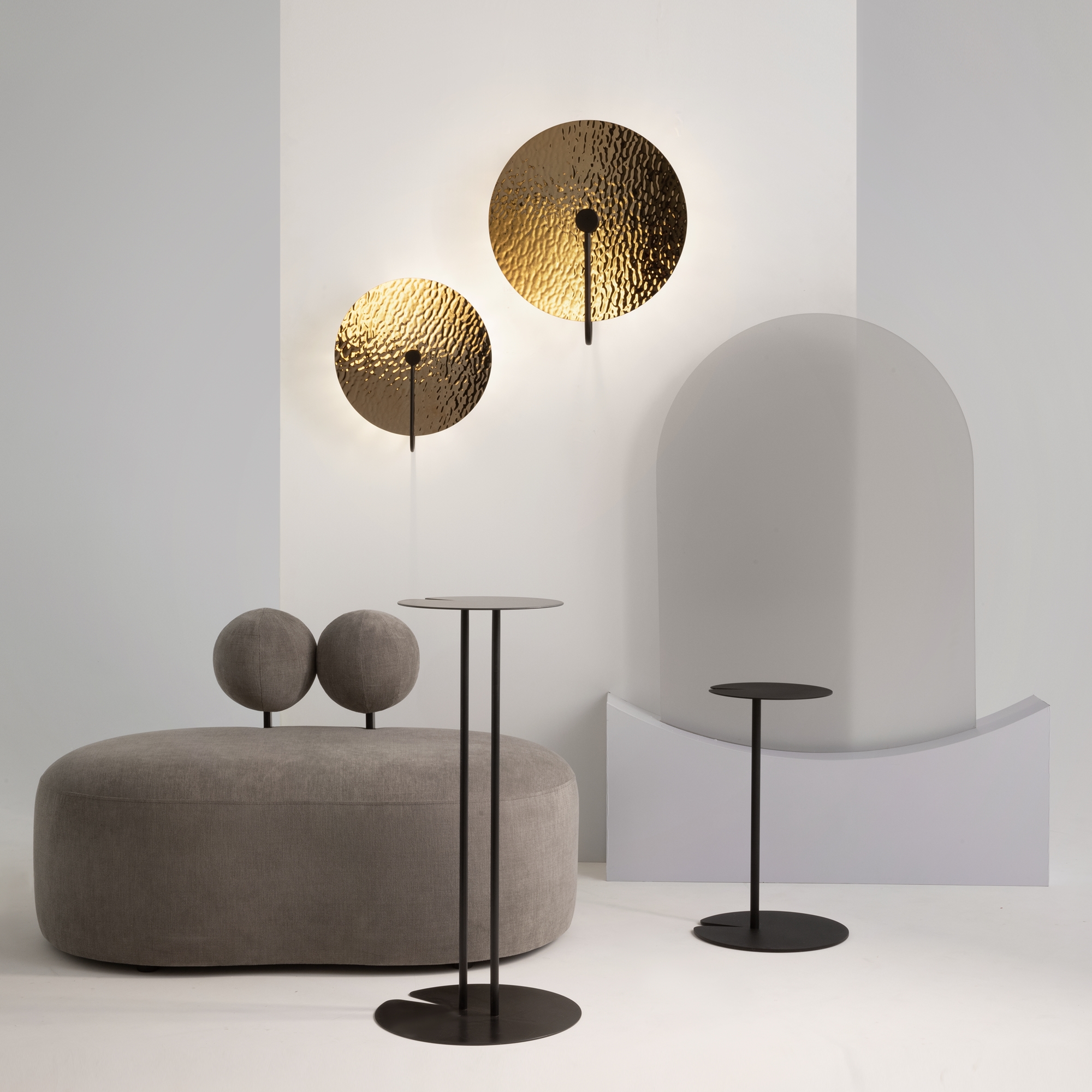 картинка Настенный светильник (бра) Maytoni MOD305WL-01B