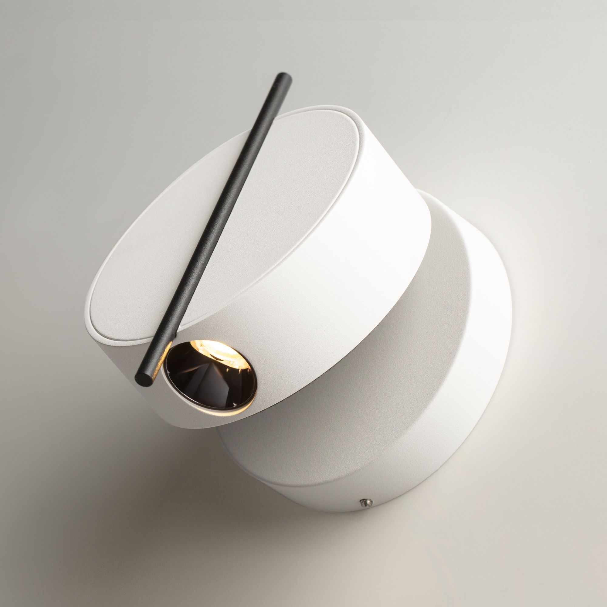 картинка Настенный светильник (бра) Maytoni MOD180WL-L4W3K