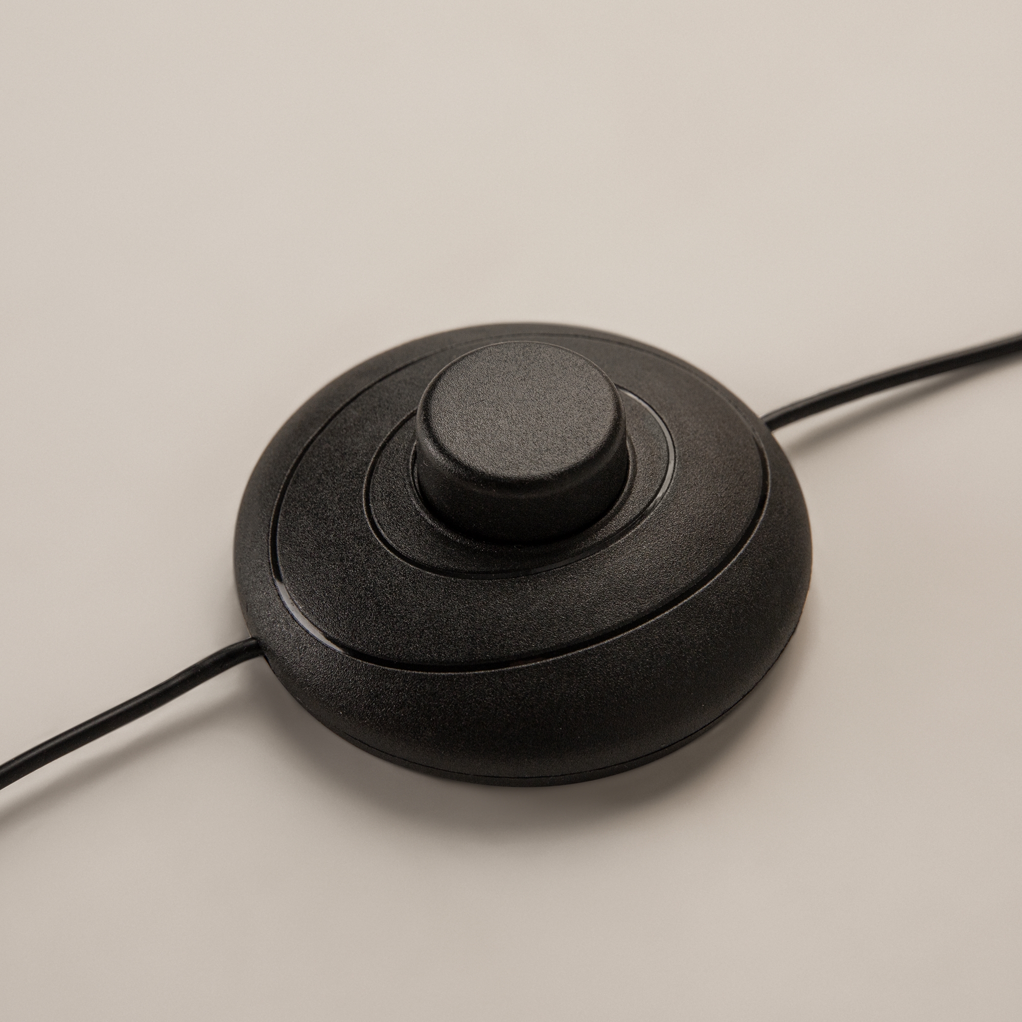 картинка Напольный светильник (торшер) Maytoni MOD277FL-L24GR3K