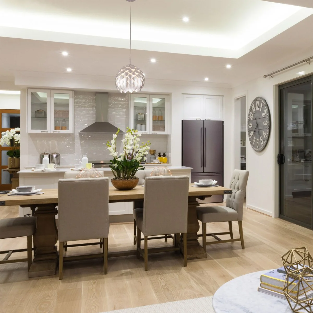 картинка Подвесной светильник с плафоном 304/1