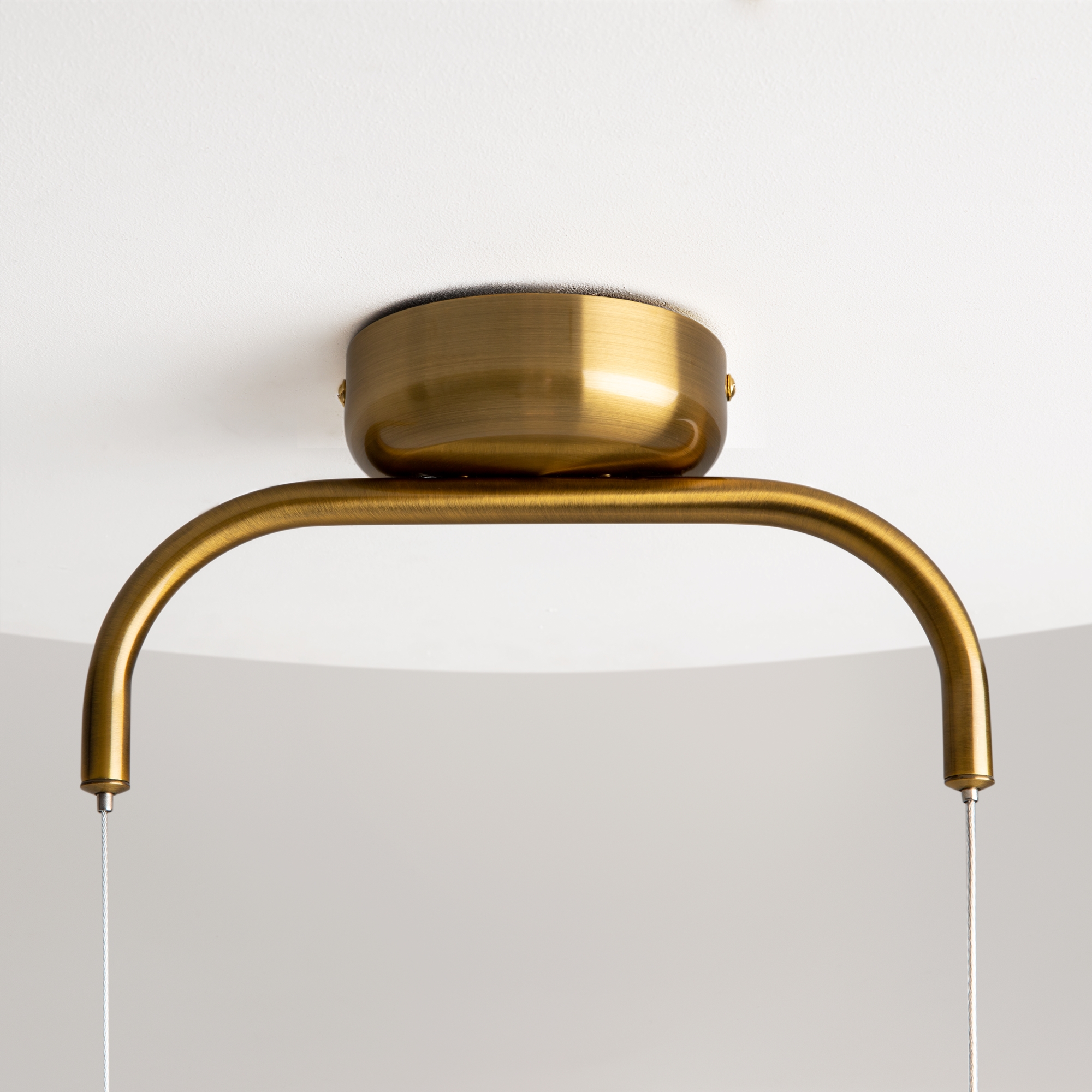 картинка Подвесной светильник Maytoni MOD170PL-L8BS3K