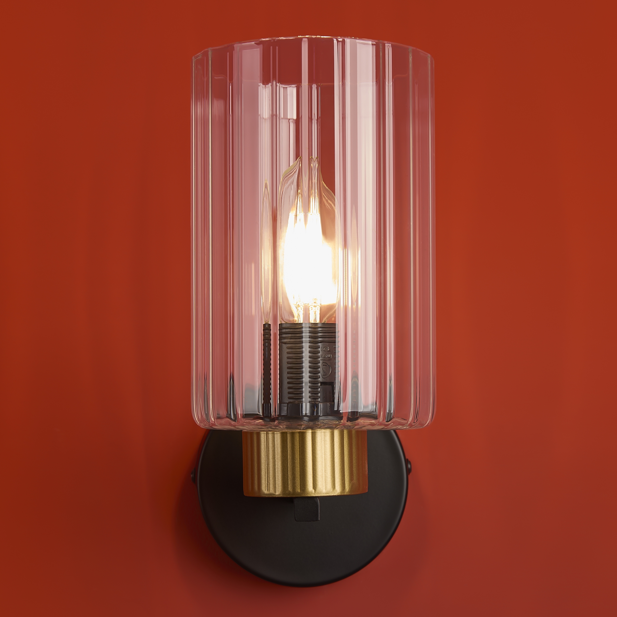 картинка Настенный светильник (бра) Freya FR2051WL-01BBS1