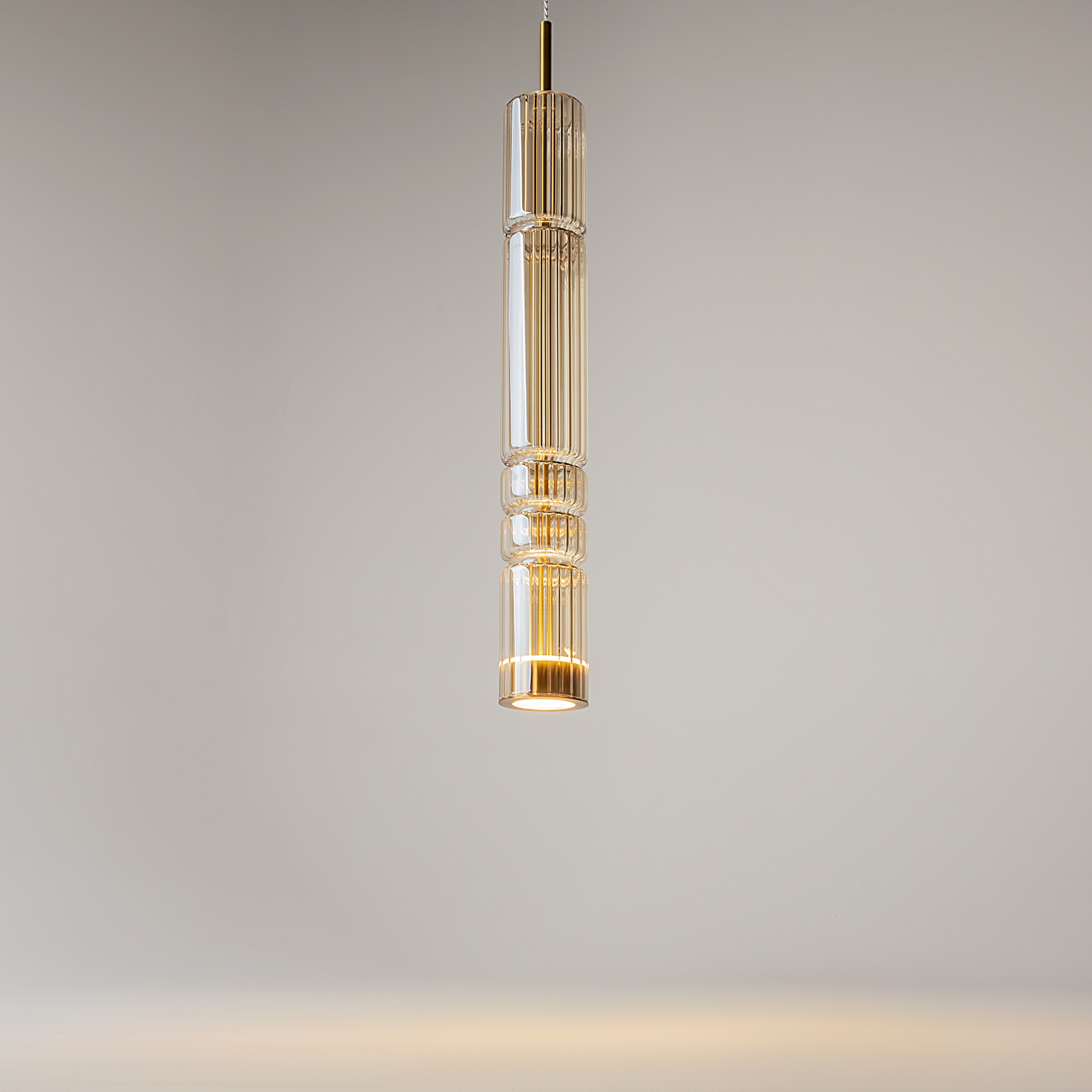 картинка Подвесной светильник Maytoni MOD272PL-L12BS3K