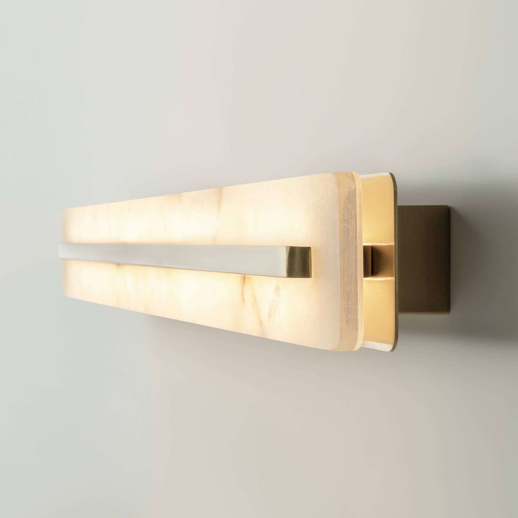 картинка Настенный светильник (бра) Maytoni MOD366WL-L18BS3K