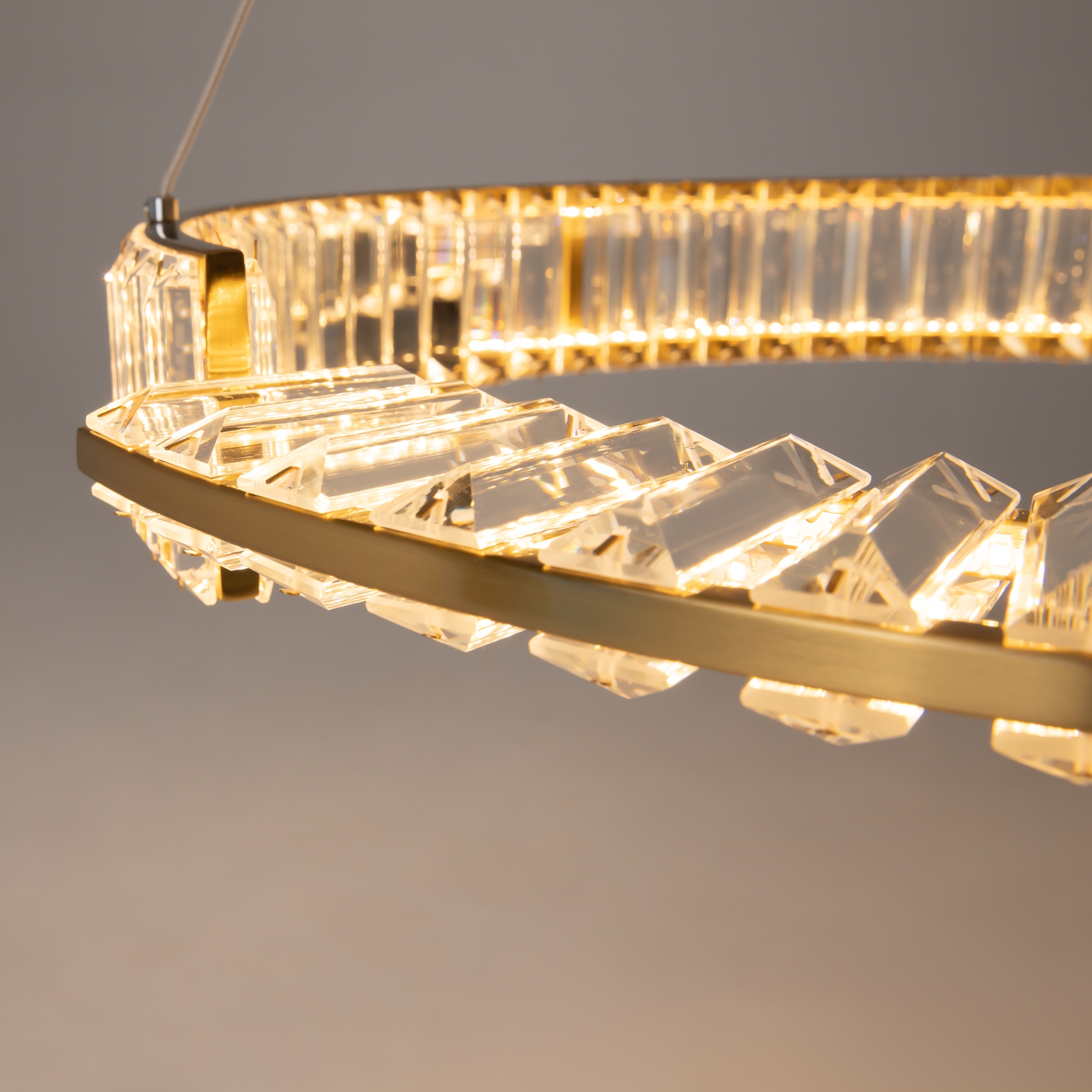 картинка Подвесной светильник Maytoni P097PL-L36BS3K1