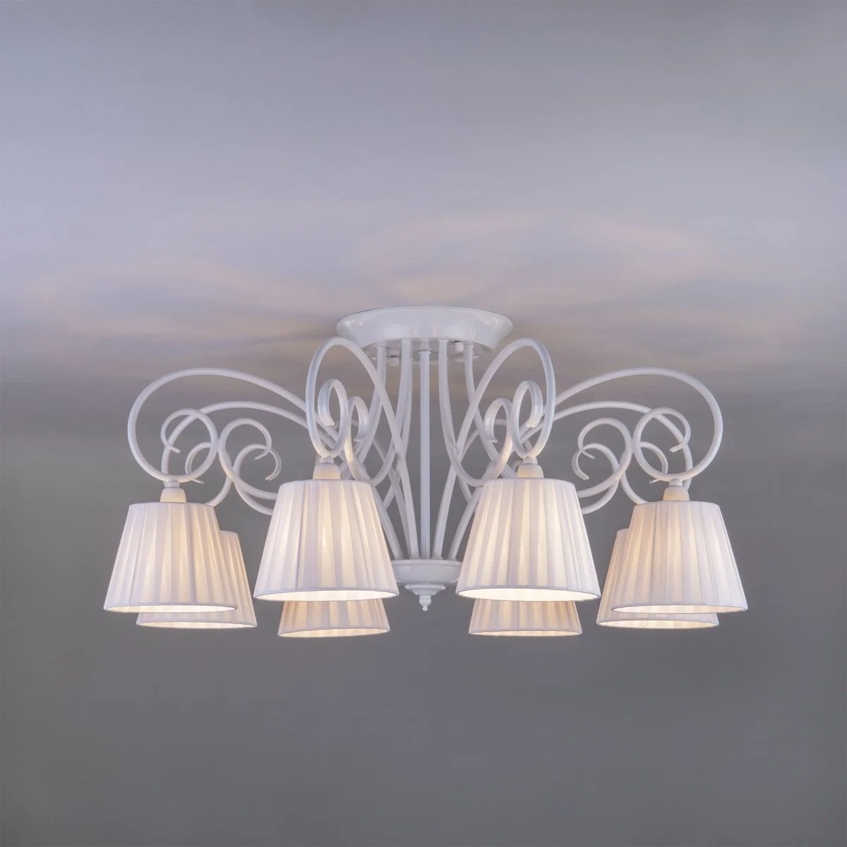 картинка Люстра с абажурами в классическом стиле 303/8