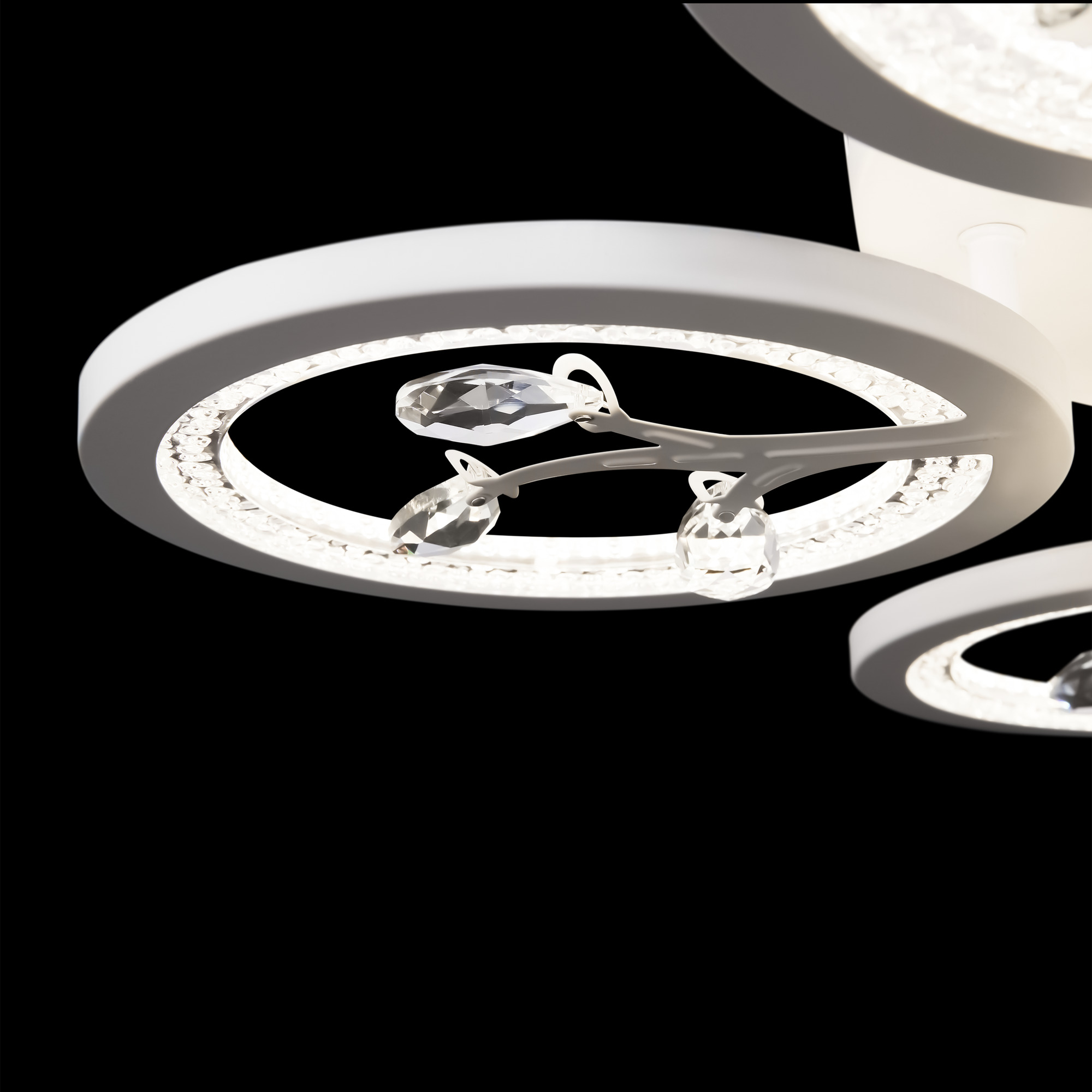 картинка Потолочный светильник Freya FR10017CL-L92W