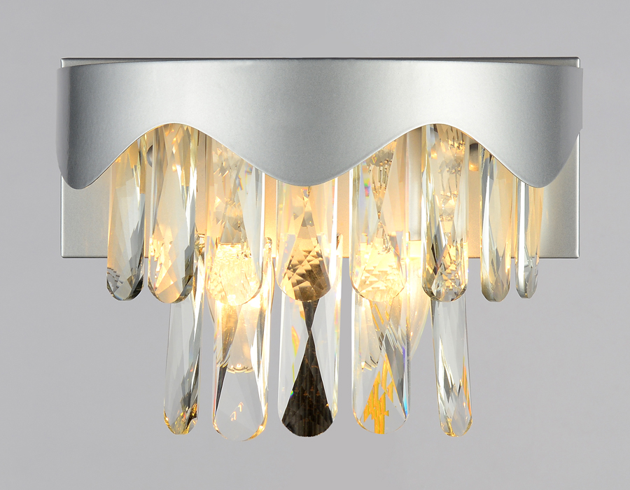 картинка Настенный светильник с выключателем и хрусталем TR5090