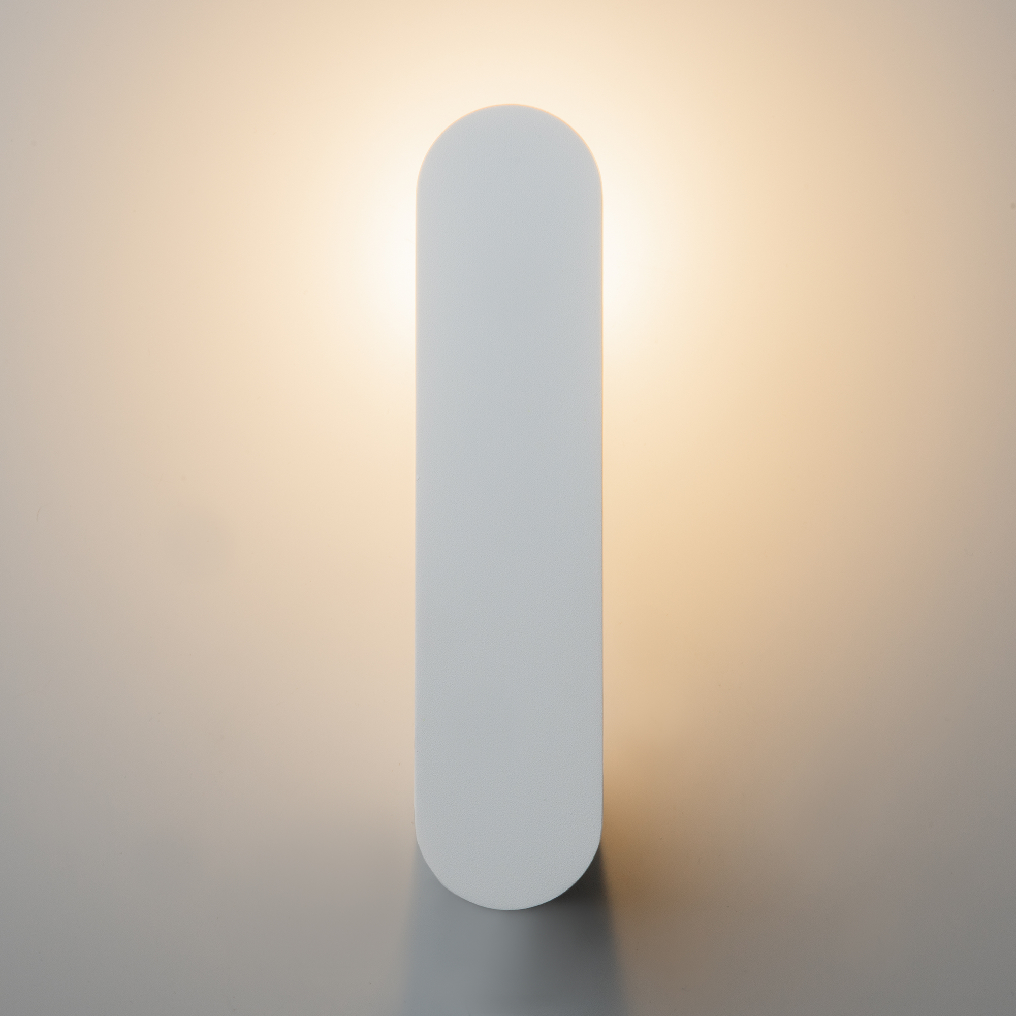 картинка Настенный светильник (бра) Maytoni MOD356WL-L4W3K