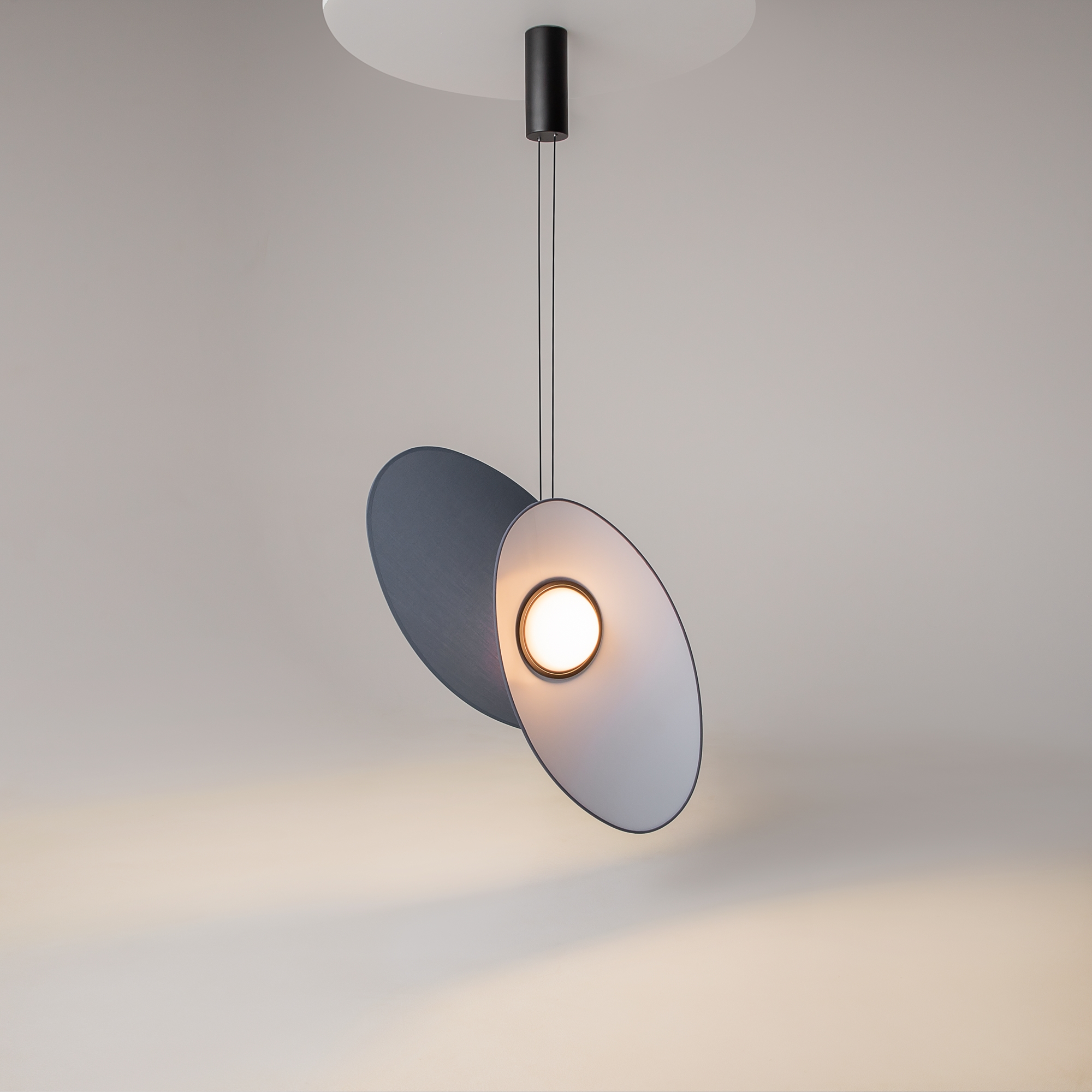 картинка Подвесной светильник Maytoni MOD396PL-L10BL3K