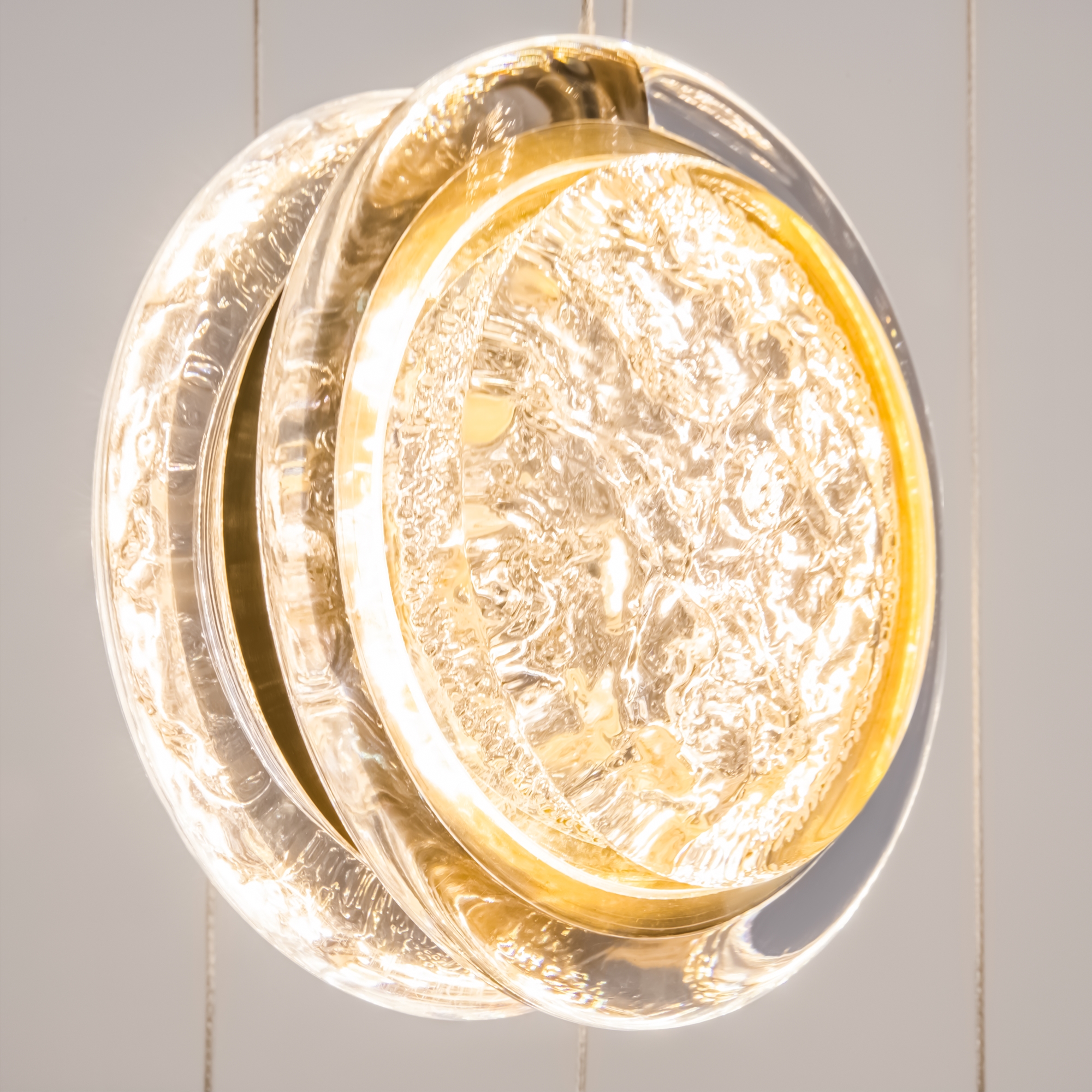 картинка Подвесной светильник Maytoni MOD361PL-L41BS3K