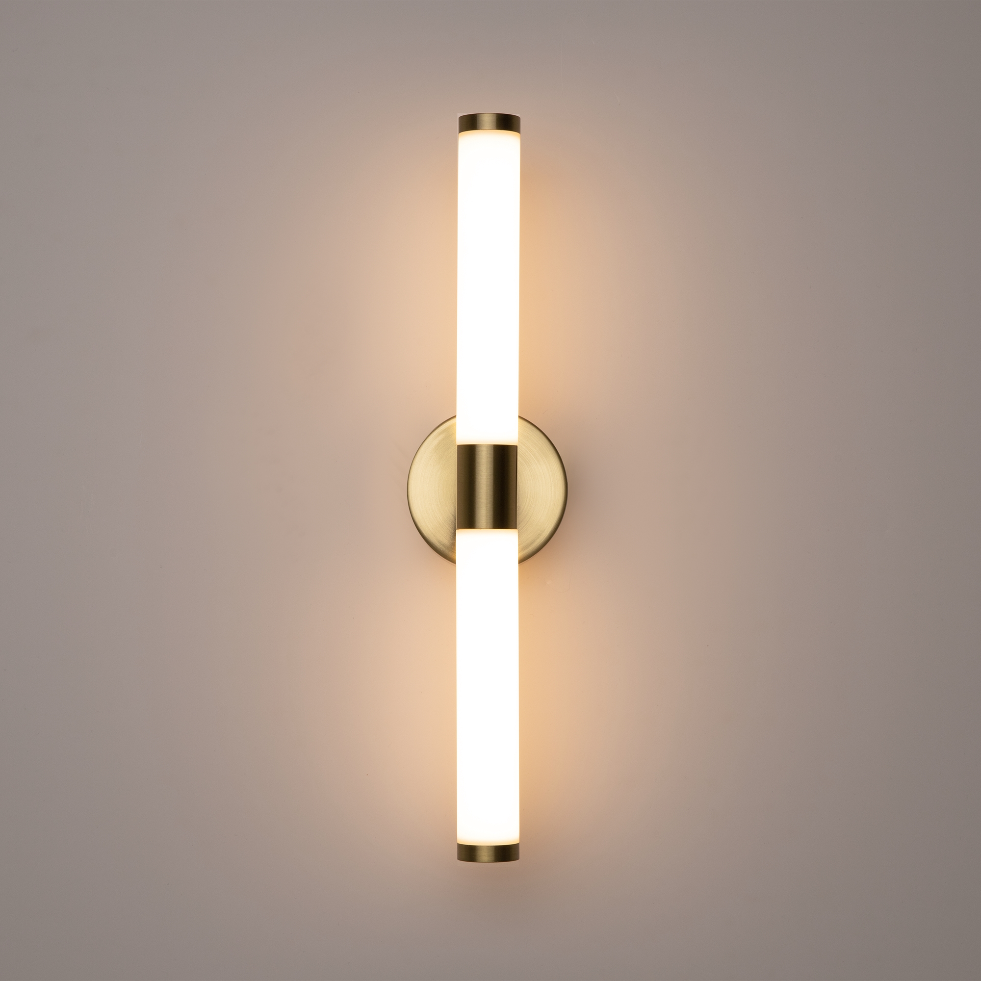 картинка Настенный светильник (бра) Maytoni MOD106WL-L10G3K