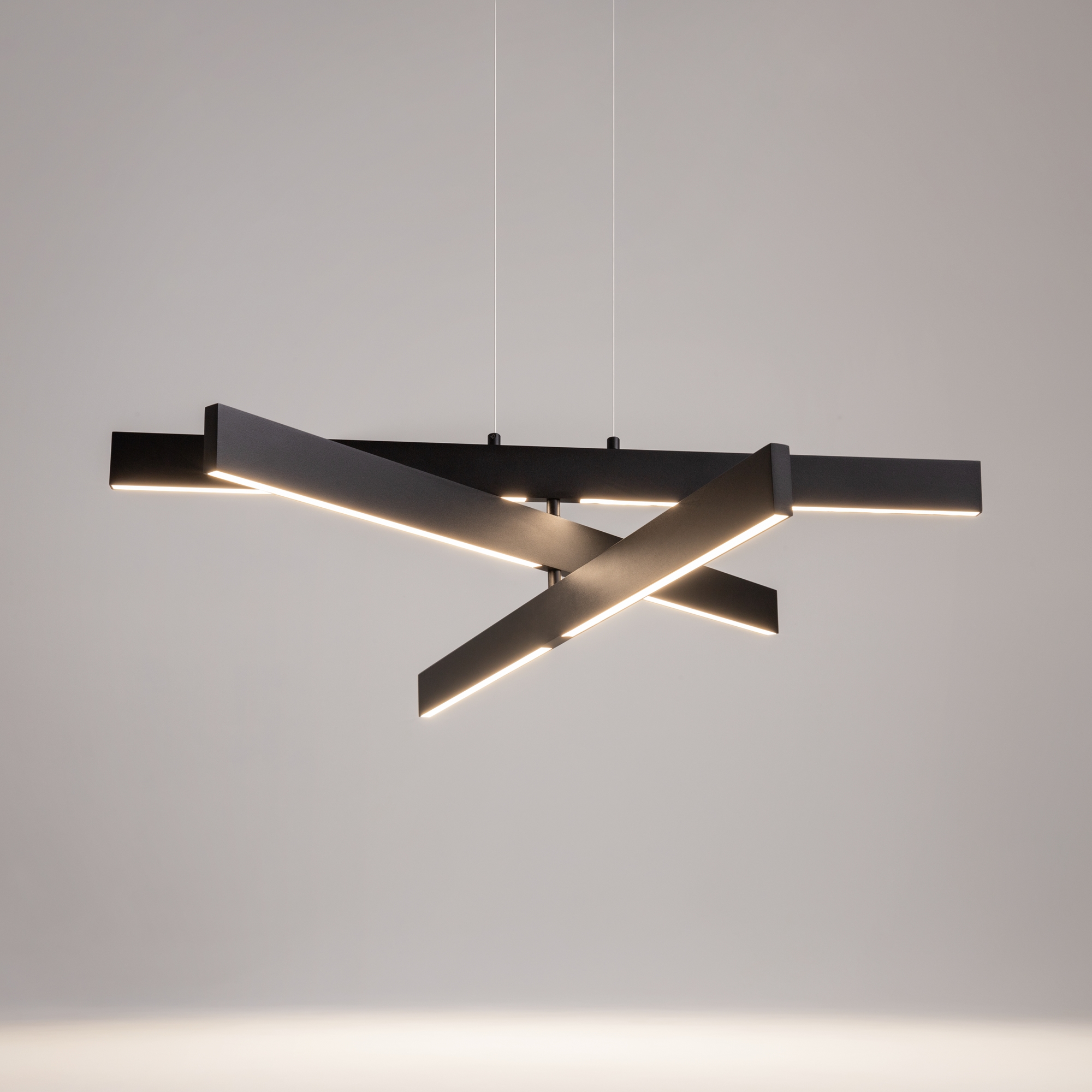 картинка Подвесной светильник Maytoni MOD163PL-L38B4K