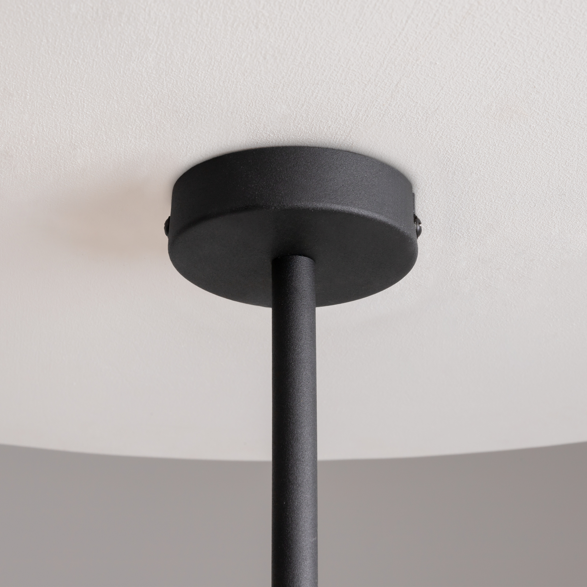 картинка Подвесной светильник Maytoni MOD177PL-16G