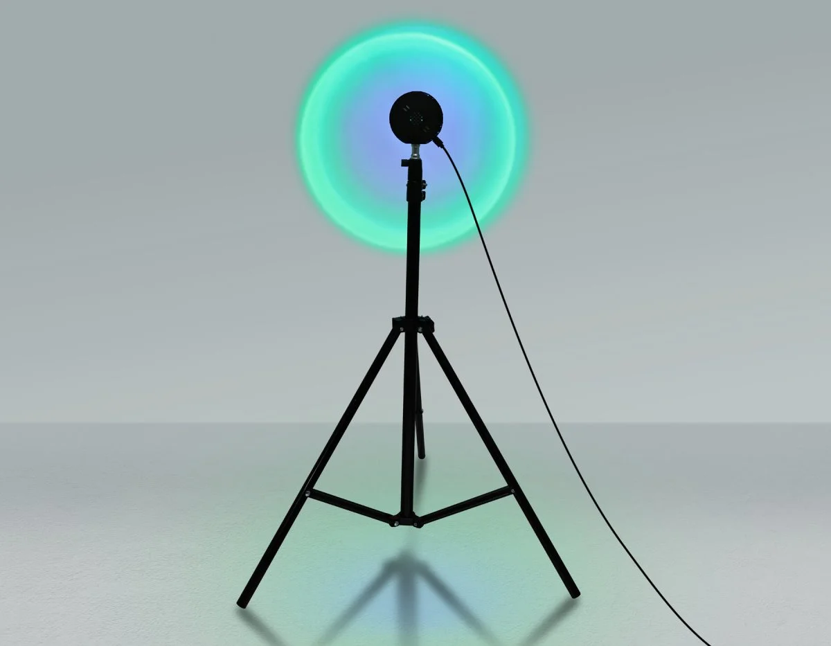 картинка Атмосферная светодиодная настольная лампа с пультом DE8387