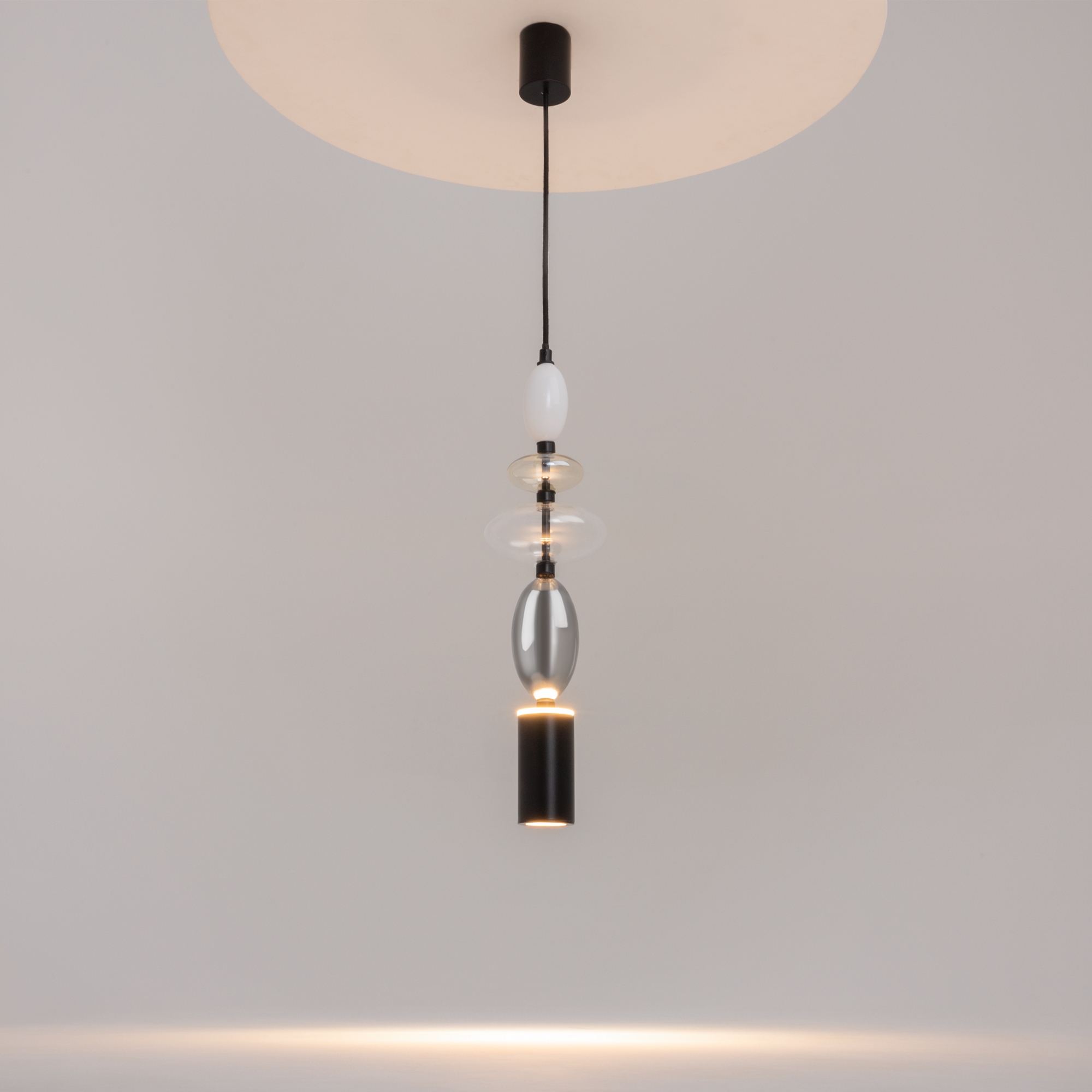 картинка Подвесной светильник Maytoni MOD071PL-L8B3K1