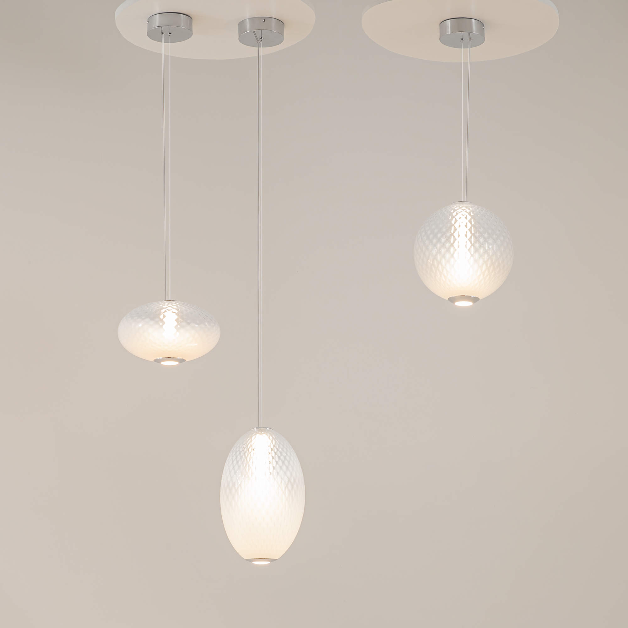 картинка Подвесной светильник Maytoni MOD397PL-L12CH3K