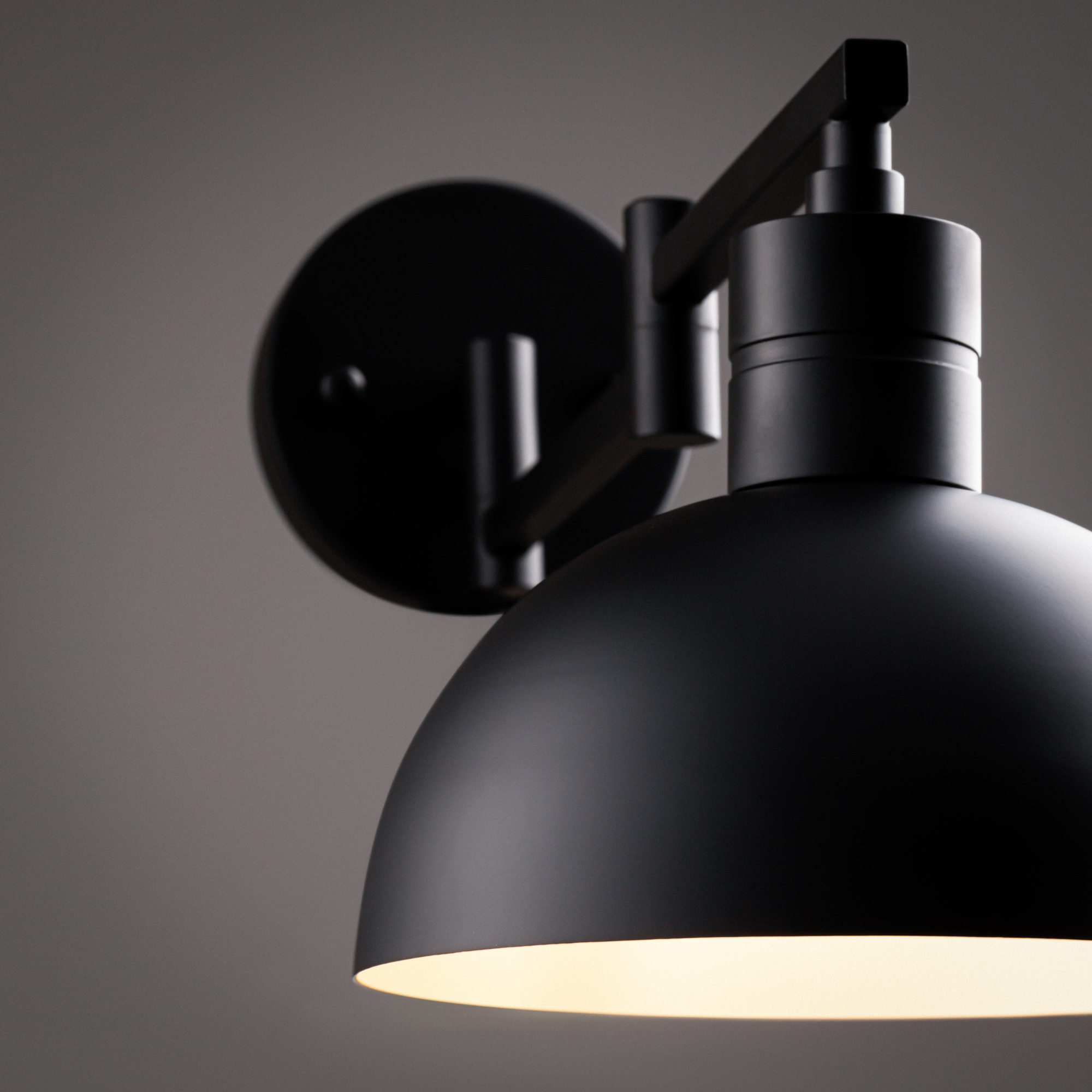 картинка Настенный светильник (бра) Freya FR5290WL-01B