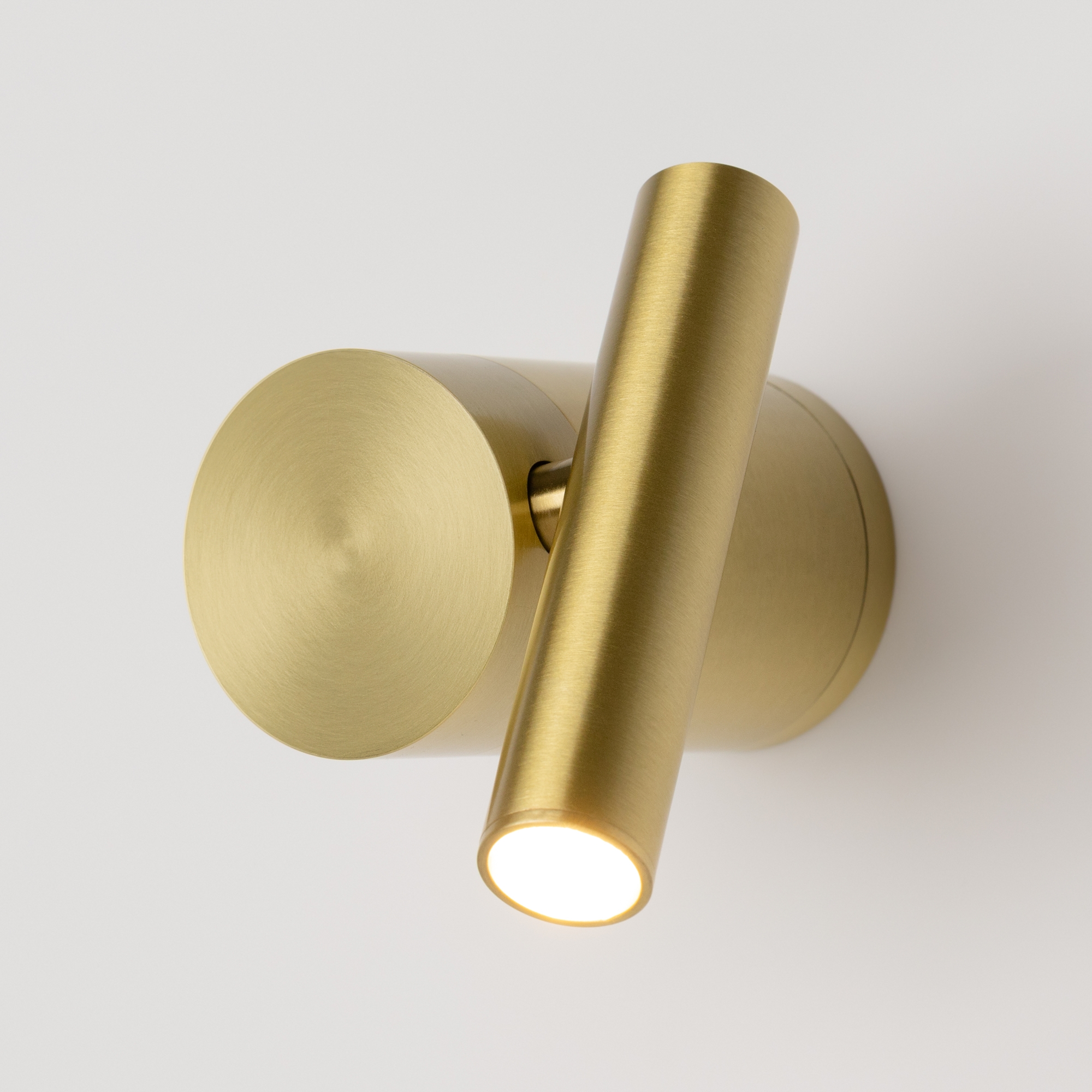 картинка Настенный светильник (бра) Maytoni MOD433WL-L3BS3K1