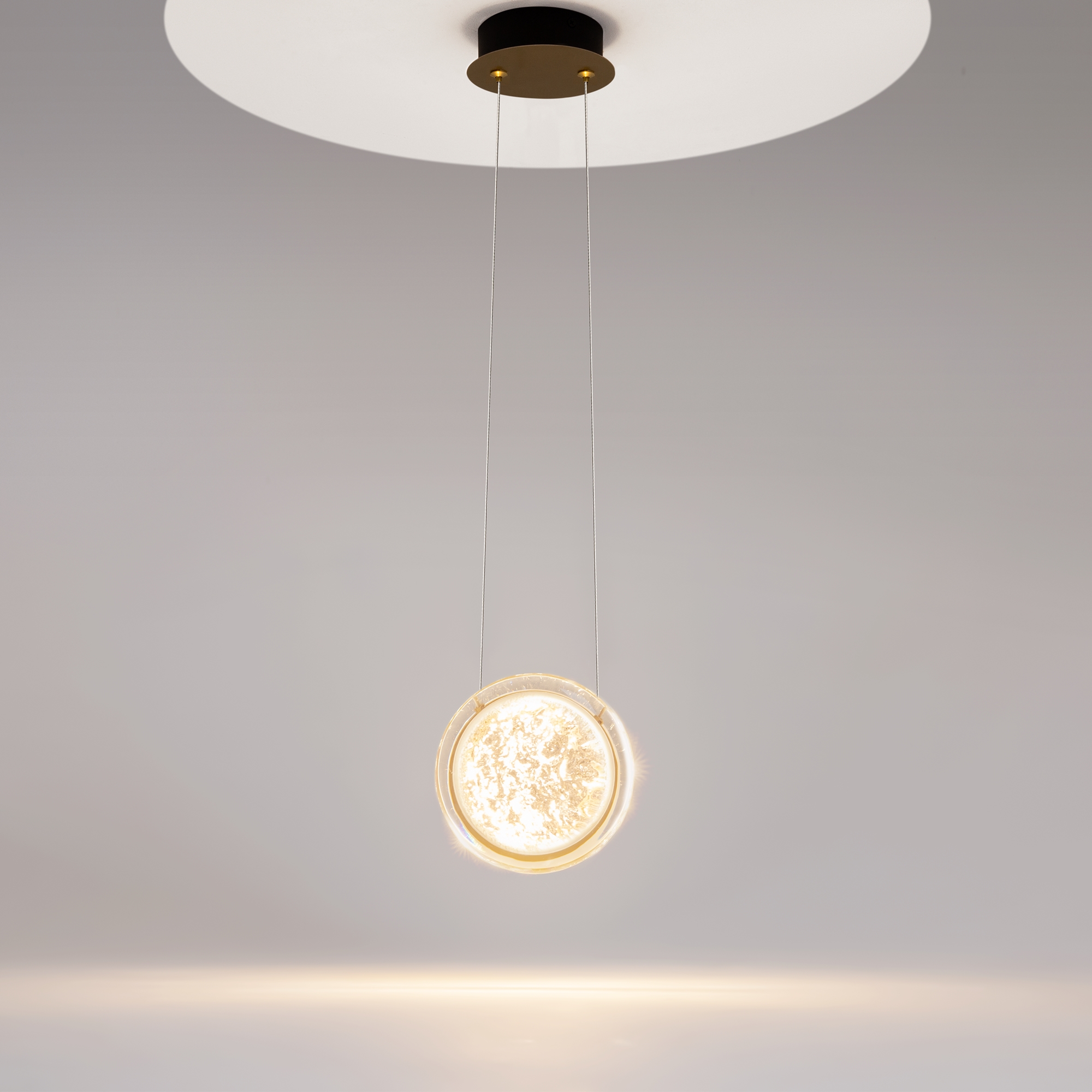 картинка Подвесной светильник Maytoni MOD361PL-L7BS3K1