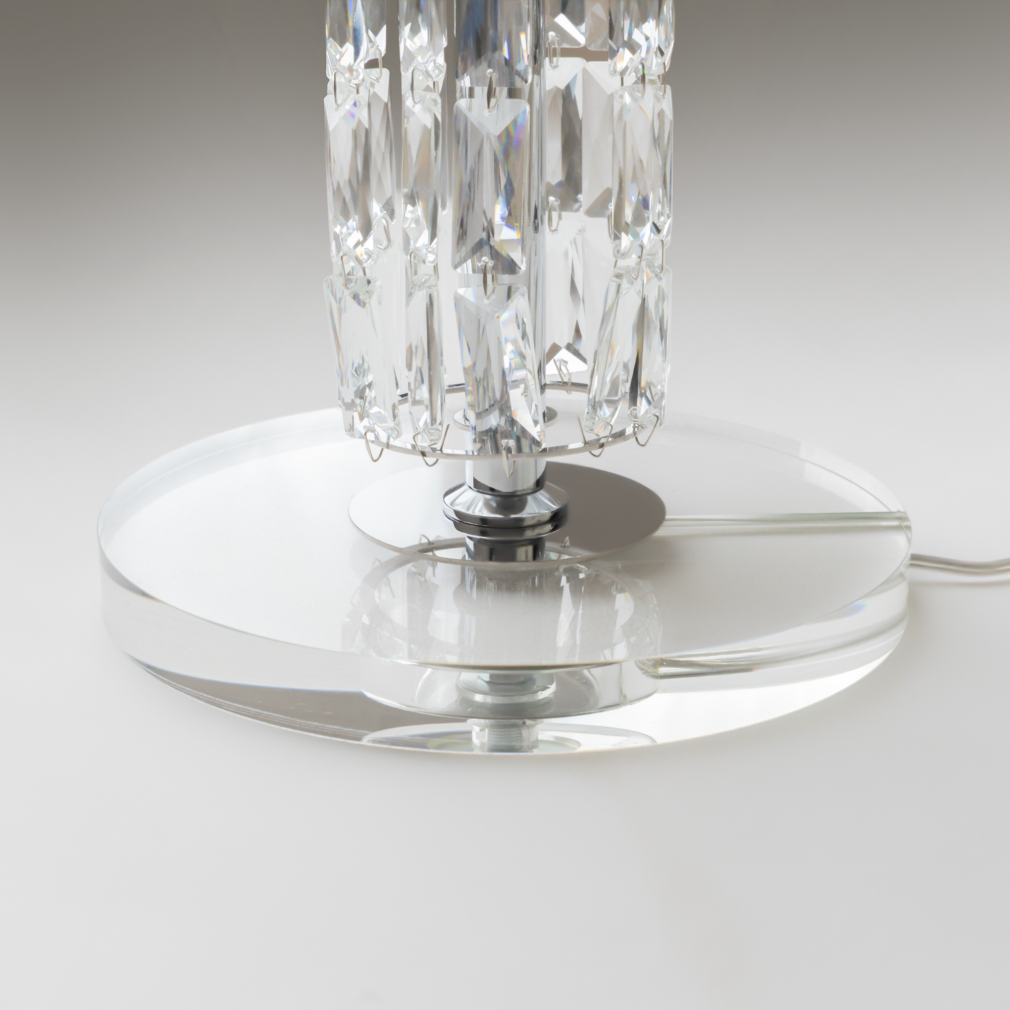 картинка Напольный светильник (торшер) Maytoni DIA008FL-01CH